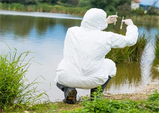 1761530651175273.jpeg 水質(zhì)檢測(cè)戶外.jpeg